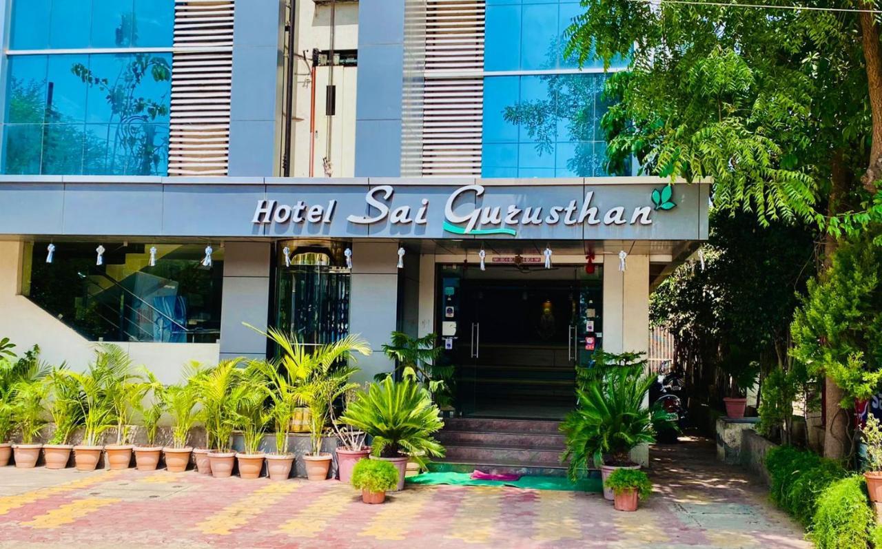 Hotel Sai Gurusthan Sirdi Kültér fotó